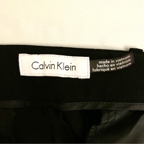 Calvin Klein Modern Essentials Black Stretchy Pants Size 6 Gold Zipper Detailing - Picture 3 of 7